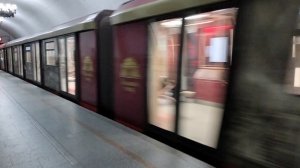 "250 лет Большому театру".🎉Новый тематический поезд Московского метро.