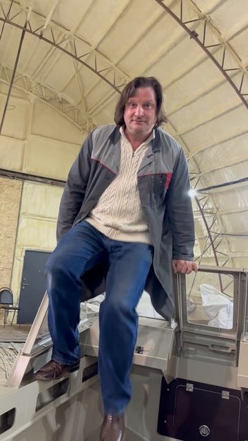 Прочность лобового стекла на лодке Стрежень