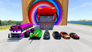 Большой и Маленький МакКуин