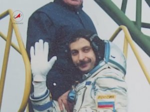 Космонавт Александр Лазуткин