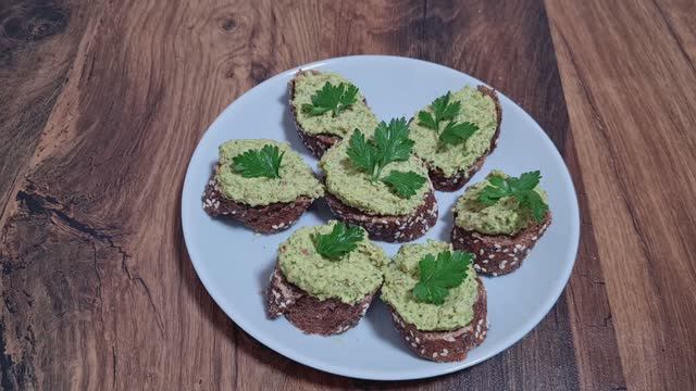 паштет из авокадо