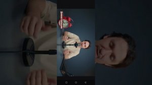 Смотрю видосики в MAXсе