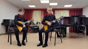 Р.н.п. в обр. Б. Трояновского "Я на камушке сижу", Г. Андрюшенков "Полька-азбука"