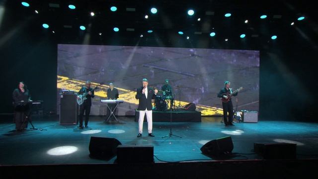 Летние дожди. Автор-исполнитель Андрей Биржевой.