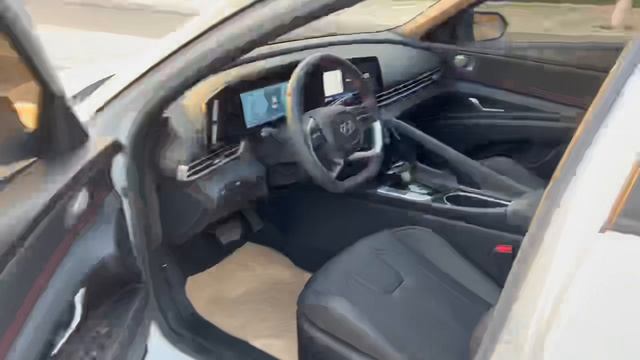 Осмотр авто из Китая 🇨🇳 Hyundai Elantra 2022 года. V 1.5 л., 115 л.с., бензин, 2WD.