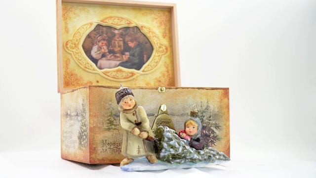 Елочка пушистая в гости к нам пришла.