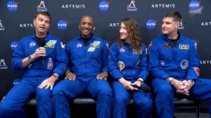 США впервые за 50 лет отправили людей к Луне