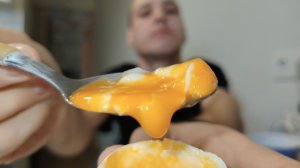 Мукбанг / Греческий йогурт, яйцо в всмятку.