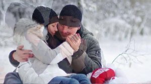 Падал белый снег