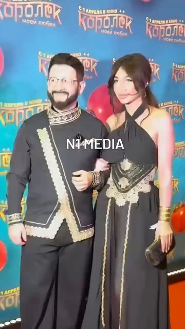 Разведенный Михаил Галустян со своей молодой спутницей. Как вам пара?