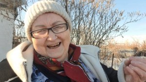 Готовлю на завтрак манные котлеты. Покупки в Светофоре.  Наконец-то добрались до дачи.