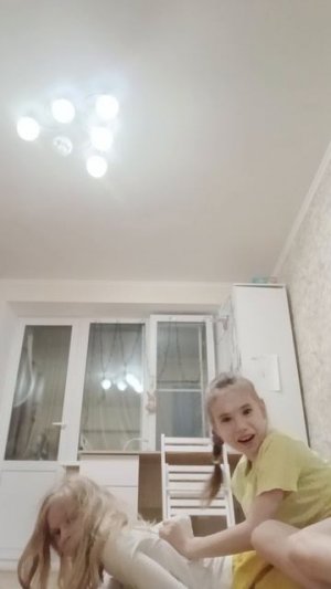 дерёмся за подушку