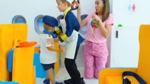 Влад и Ники и Челлендж с самолетом для детей