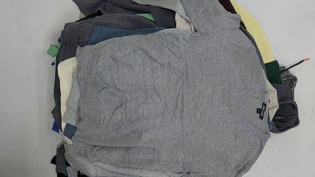 Свитера мужские секонд оптом 1 пак