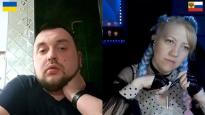 Помогаю неуверенному мужчине разобраться в сложных вопросах