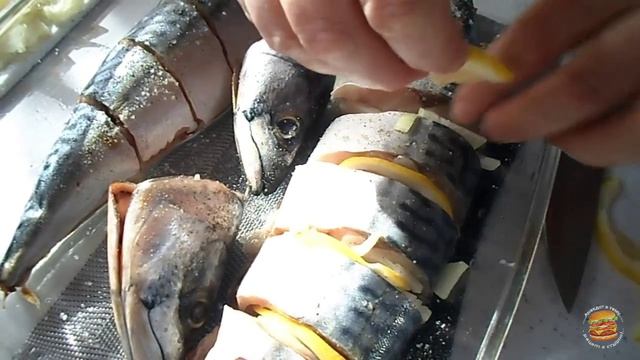 Скумбрия запеченная с лимоном