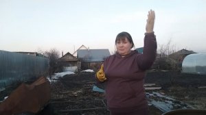 ПРОСТАЯ ЖИЗНЬ 45 //ПОРАБОТАЛА В ОГОРОДЕ //ОБРАБОТАЛА КУСТЫ// ЖИЗНЬ БЕЗ ПАФОСА