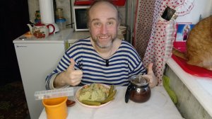 Обед с Рыжулей. Крещение и раскрещивание. Мукбанг. Обжор. Еда на камеру. Диета. Пост. Шизофрения.