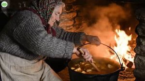 Сказочная деревня,  изолированная от остального мира.