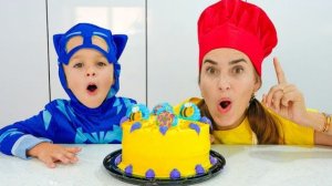 Крис наряжает волшебные костюмы и помогает маме