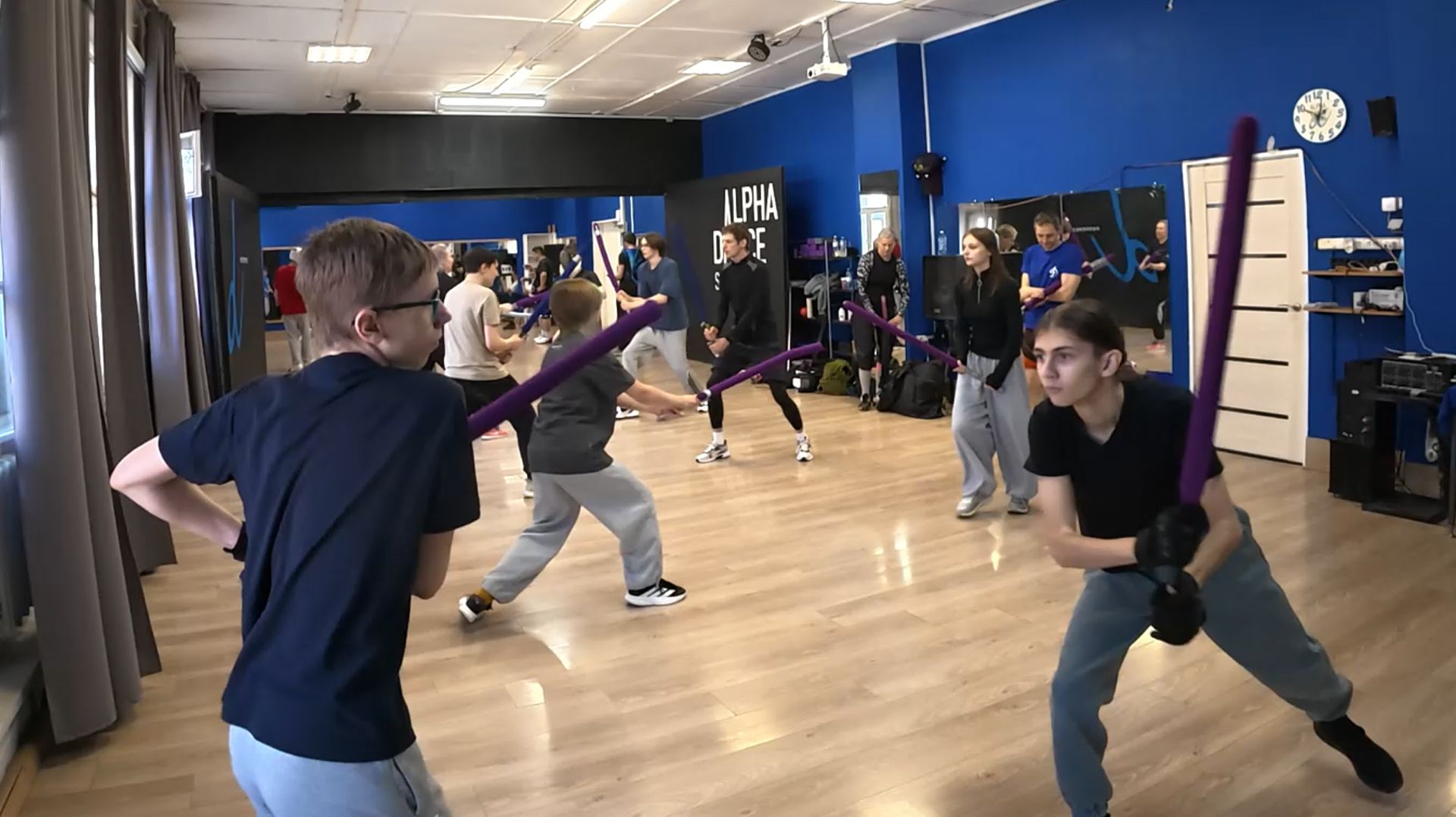 Урок кендзюцу по владению мечом катана в школе японского фехтования Katana Club в марте