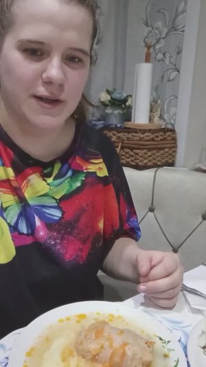 ✨☕ мукбанг пюрешка с голубцами😉#готовка#блог#мукбангроссия#рецепт#еда  #едадомашняя #еданакамеру