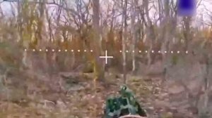 💥Поражение очередного украинского ЗРК FrankenSAM ("Бук-М1") путем попадания FPV-дрона в ракету…🔽