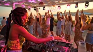 Midnight Frequency - An Immersive Tech Funk Experience #DEEPHOUSE