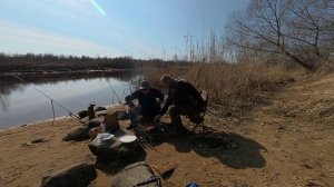 Открытие летнего сезона рыбалки с берега. Креницы, Назия, Новоладожский канал.