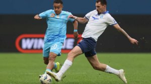 "Зенит" обыграл "Крылья Советов" со счетом 2:1