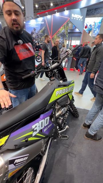 Смотрим стенд TMBK на выставке МОТОВЕСНА!