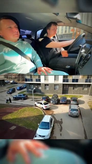 Как вы думаете сколько указателей поворота должно быть на видео?