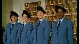 Очровательные  жандарметки - в фильме "Жандарм и жандарметки"