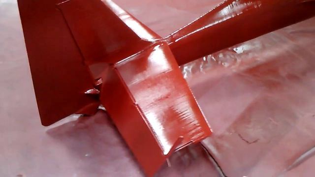 №16- Покрасил  Zivko Edge красным цветом на 2 слоя.