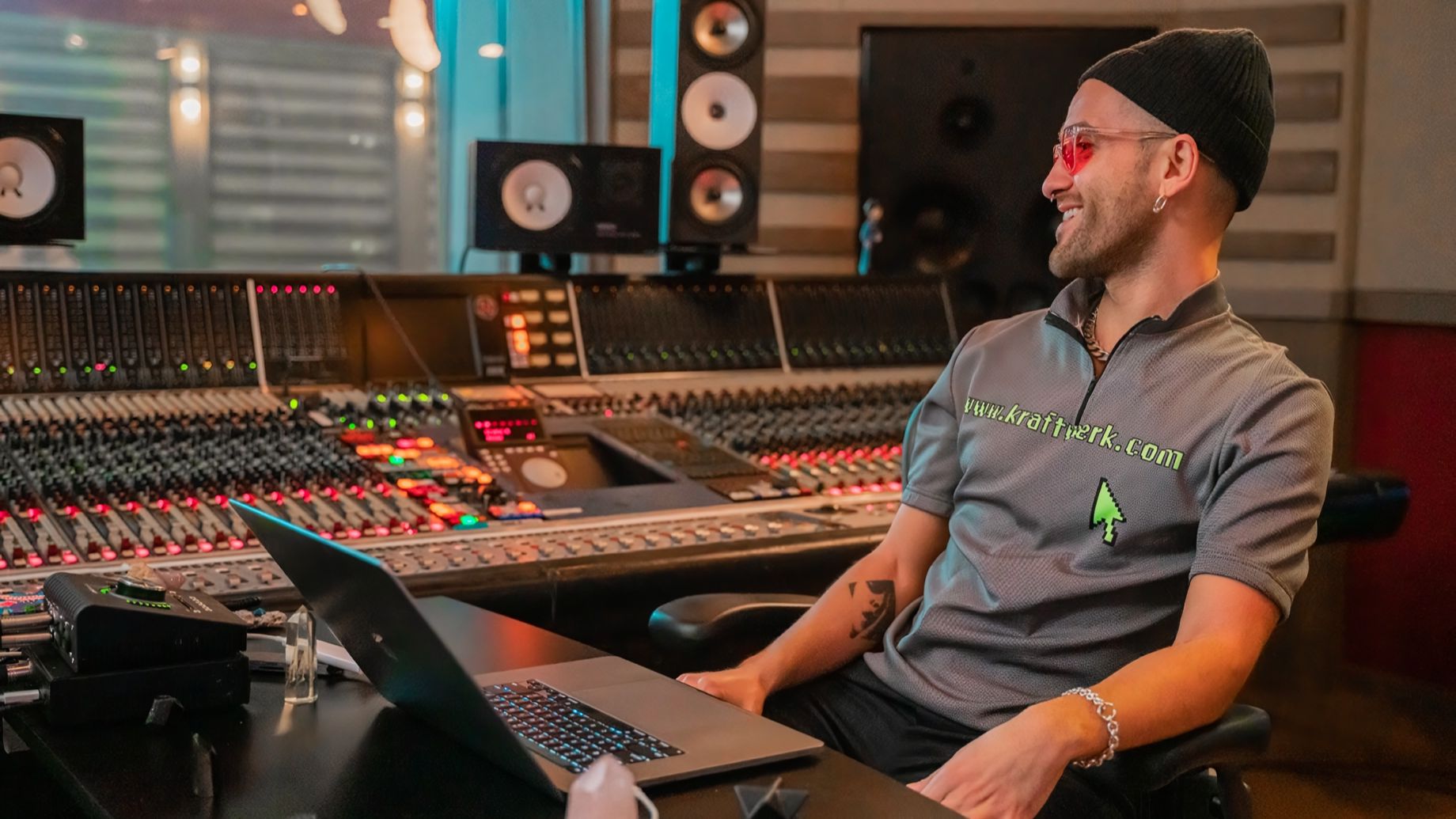 04. Synth Processing, Chorus Progression, Ad-Lib Effects, Intimacy, Bridge, Outro, Other Vocal Chain