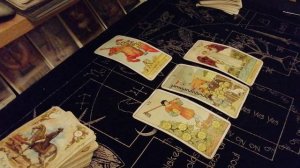 Скорпионы апрель 2026 год. Таро расклад