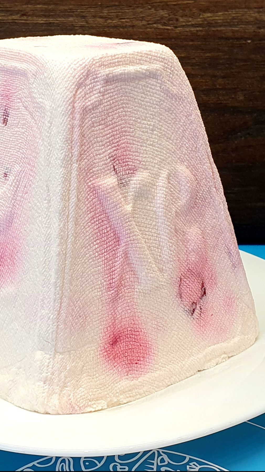 Сметанная пасха с вишней