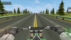 всем привет и это вторая часть игры Traffic rider ,, я еду на мотоцикле"