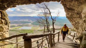 Пещерный монастырь Челтер-Мармара Часть 1 В поисках Сон-травы. Крым март 2026