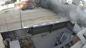 لحظة السقوط بلا إنذار.. صاروخ يسقط وسط كريات شمونة