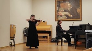 Шарль Берио Шарль Берио Концерт № 9 a-moll, I часть. Исполняет Любовь Дмитриева (11лет)