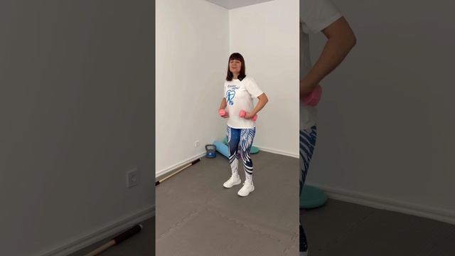 Комплекс упражнений с гантелями и деревянной палочкой