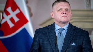 ‼️🇪🇺🏴☠️ "Корабль самоубийц", — Фицо обрушился на ЕС из-за антироссийской политики

▪️Премьер-мин