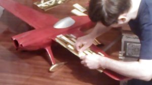 №24- Приклеиваю наклейки.