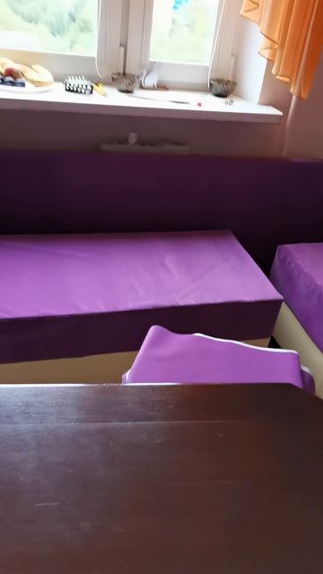 2023.08.29 Обтянули диван на кухне