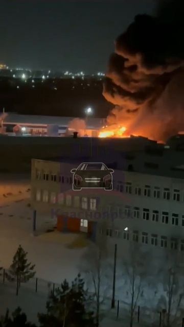 ПОЖАР на автомобильной парковке