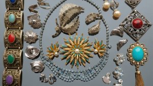 238. «Распаковка винтажных сокровищ: коллекция клипс Monet, Sarah Coventry, Винтаж 50-60х