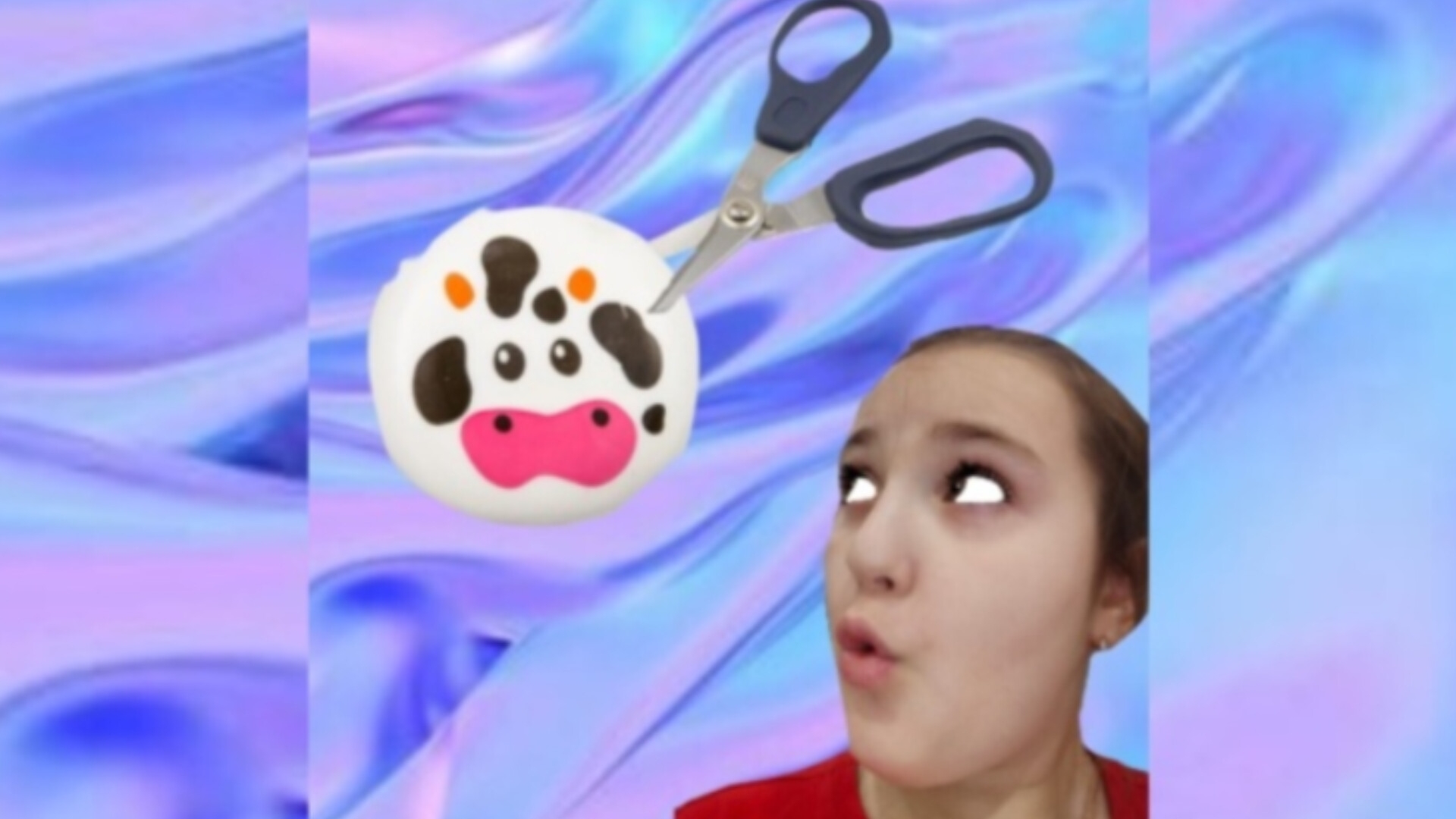 разрезаем анти стресс корову! 
интересно что там в нутри?