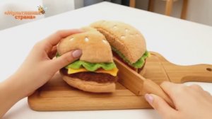 Мультики для детей. Резка плюшевой еды. ИИ-анимация.