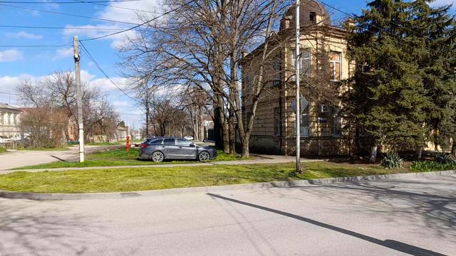 Старинные дома города.  04.04.2026